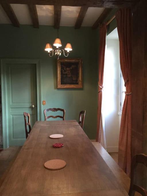 La Ferme Du Chateau Fauguernon Esterno foto